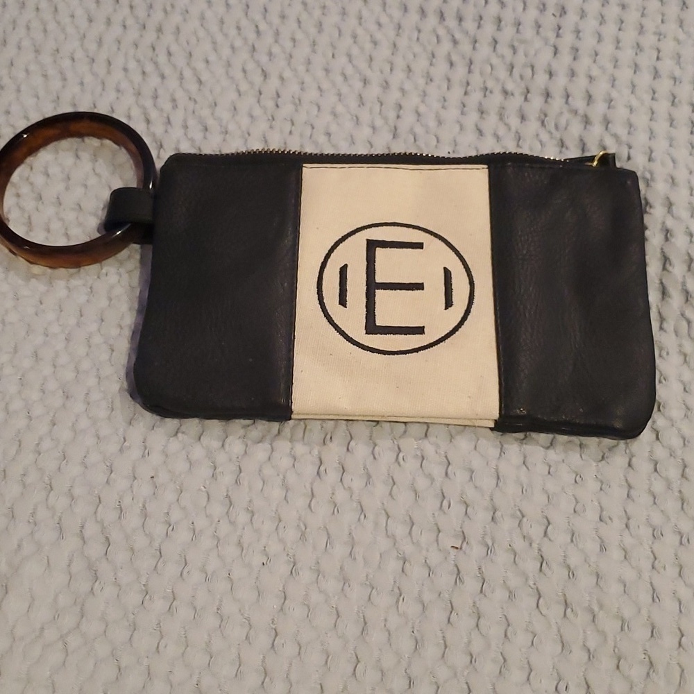 Mudpie Ladies Wristlet with "E" Initial with removable ring